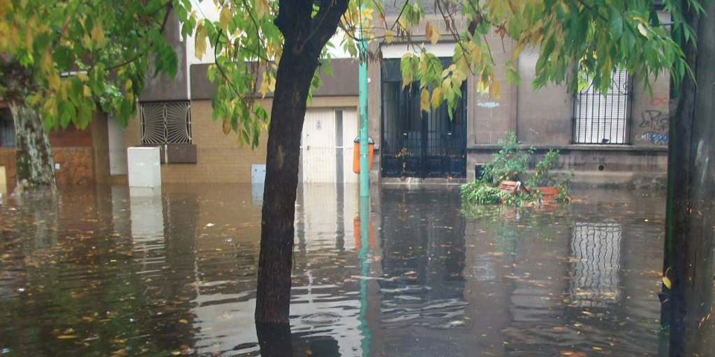 Una vecina demandó a la Ciudad y será indemnizada por la inundación de su casa