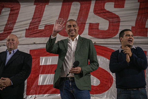Elecciones en River: el opositor Antonio Caselli cerró su campaña en Villa Urquiza