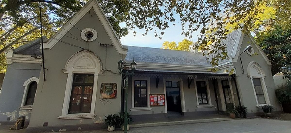biblioteca estacion coghlan