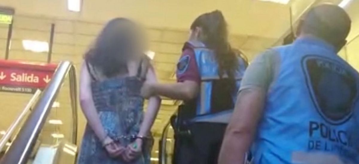 detenida subte b