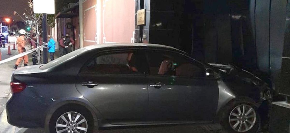 auto embajada